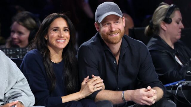 Meghan e Harry assistiram a um jogo de basquete na Califórnia no mês passado. 