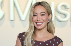 Hilary Duff tem a lista dos ‘8 melhores’ melhores amigos depois do drama do grupo de mães Hilary-Duff-GettyImages-2262728024-e-Ashley-Tisdale-GettyImages-2218016129