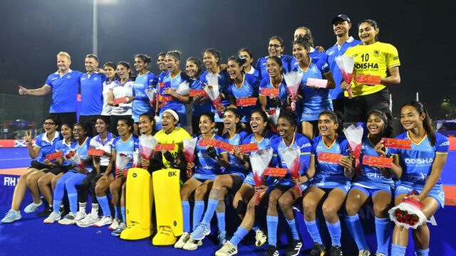 Hockey India anuncia elenco de 31 membros para o acampamento Hockey India anuncia elenco de 31 membros para o acampamento nacional de treinamento feminino sênior