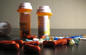 Homem da Flórida processa xerife após teste de drogas decidir que remédios para IBS são basicamente fentanil durante parada de trânsito Xerife no tribunal em uma estrada municipal na Carolina do Sul