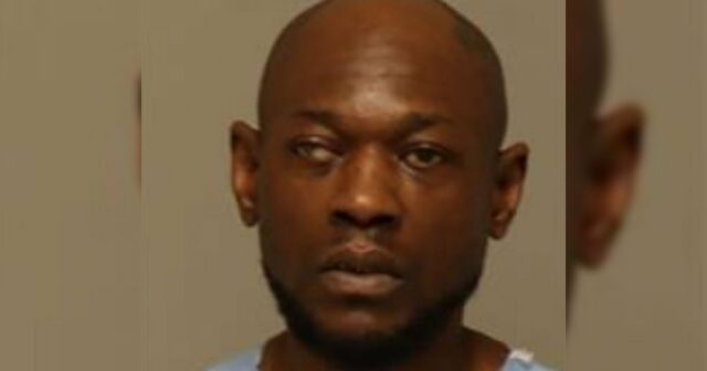 Homem de Minnesota é preso após matar parceiro afastado, seu Homem atirou em parceiro 15 vezes na frente de seu filho de 18 meses porque acreditava que ela estava traindo