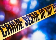 Homem é preso após mãe e filho de 12 anos serem mortos a tiros Homem é preso após mãe e filho de 12 anos serem mortos a tiros