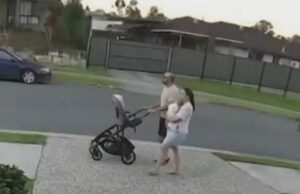 Homem que supostamente esfaqueou filha e noiva sofre de transtorno mental, diz advogado Homem que supostamente esfaqueou filha e noiva sofre de transtorno mental, diz advogado