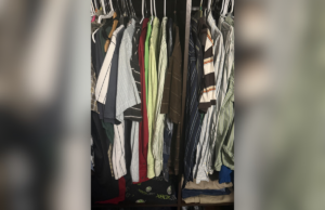 Homem usa as mesmas roupas desde 2005, a Internet reage com uma teoria comovente Alyce Collins