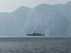 Hormuz entra em erupção: ataques, bloqueio de GPS, ameaças Houthi abalam o Estreito em meio a ataques EUA-Israel Hormuz entra em erupção: ataques, bloqueio de GPS, ameaças Houthi abalam o Estreito em meio a ataques EUA-Israel