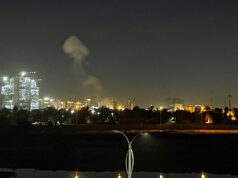 Hotel na capital iraquiana, Bagdá, foi atingido durante a interceptação de ataques à embaixada dos EUA Hotel na capital iraquiana, Bagdá, foi atingido durante a interceptação de ataques à embaixada dos EUA