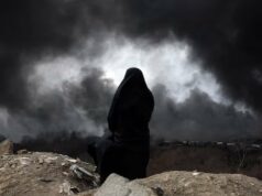 Hujan Hitam Turun do Irã Usai Serangan Israel, Ilmuwan Peringatkan Dampak Serius Bagi Kesehatan Hujan Hitam Turun do Irã Usai Serangan Israel, Ilmuwan Peringatkan Dampak Serius Bagi Kesehatan