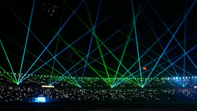 IND vs WI, T20 World Cup 2026: Sunil Gavaskar e IND vs WI, T20 World Cup 2026: Sunil Gavaskar e Ravi Shastri questionam o show de laser durante o intervalo para bebidas