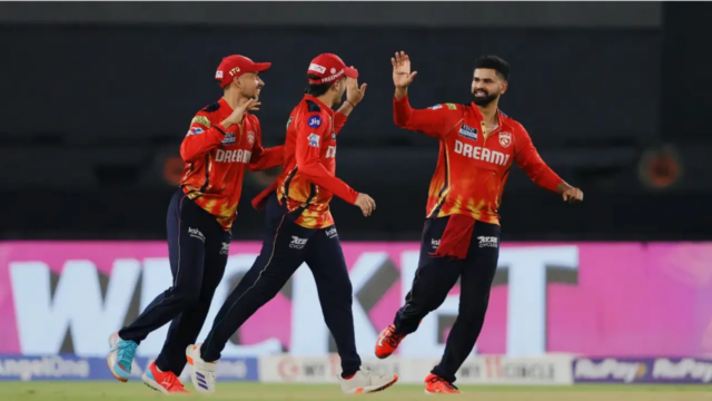 IPL 2026: Punjab Kings realiza puja antes da próxima temporada IPL 2026: Punjab Kings realiza puja antes da próxima temporada