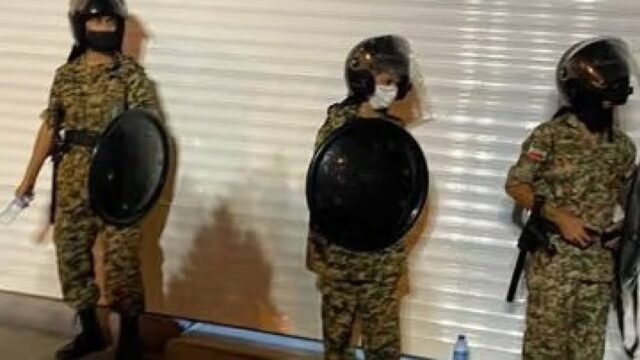 IRGC Sebut Anak Usia 12 Tahun Bisa Ikut Dukung Perang IRGC Sebut Anak Usia 12 Tahun Bisa Ikut Dukung Perang Irã