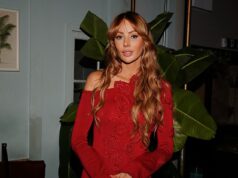 ITV apoia sua garota de ouro: Olivia Attwood voará para a Coreia do Sul para filmar O Preço da Perfeição horas depois de se envolver em uma briga de falsidade por causa da bomba que ela nunca foi casada com Bradley Dack Os chefes da ITV estão firmemente ao lado de sua garota de ouro, Olivia Attwood, depois que ela se envolveu em uma briga de falsidade por causa da revelação de que nunca foi casada com Bradley Dack