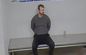 Imagens da prisão de Joseph Duggar divulgadas após acusações de abuso sexual infantil O que Joseph Duggar disse sobre os crimes do irmão Josh antes de sua prisão?