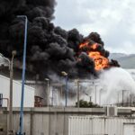 Incêndio contido após ataque com mísseis a refinaria de petróleo em Haifa, Israel