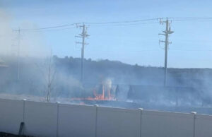 Incêndios em fazendas solares em Connecticut provocam resistência à expansão das instalações Yahoo news home