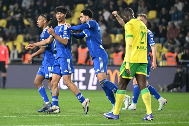 'Incrível' ex-astro da academia do Man Utd marca um gol maravilhoso de trivela em sua primeira partida
