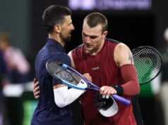 Indian Wells 2026: O atual campeão Draper vence Djokovic e chega às oitavas de final Indian Wells 2026: O atual campeão Draper vence Djokovic e chega às oitavas de final