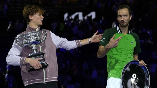 Indian Wells 2026: Sinner impressionado com o retorno agressivo de Indian Wells 2026: Sinner impressionado com o retorno agressivo de Medvedev à boa forma