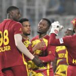 Índias Ocidentais e Zimbábue não podem retornar da Índia após a saída da Copa do Mundo T20 devido ao fechamento do espaço aéreo no Oriente Médio