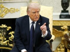 ‘Insanidade de Kim Jong Un-level’: Trump planeja construir um estádio com 100 mil lugares perto da Casa Branca para sediar uma luta do UFC em seu aniversário O presidente Trump diz que está planejando construir um estádio com 100 mil lugares perto da Casa Branca (Win McNamee/Getty Images)