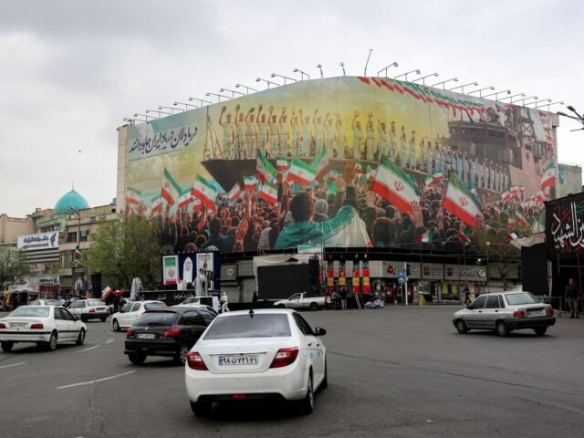 Irã chama proposta dos EUA para acabar com a guerra Irã chama proposta dos EUA para acabar com a guerra de 'maximalista e irracional'