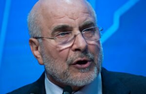 Irã designa ‘comandante corrupto’ com porrete para fazer acordo com Trump Ghalibaf é conhecido pelas suas opiniões intransigentes – será ele quem fará um acordo com Trump?