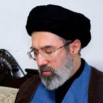 Irã escolhe filho de aiatolá morto como novo líder supremo