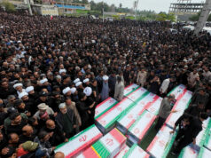 Irã lamenta 165 meninas e funcionários mortos em ataque EUA-Israel na escola Minab Irã lamenta 165 meninas e funcionários mortos em ataque EUA-Israel na escola Minab