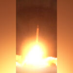 Irã lança onda de mísseis pesados ​​com múltiplas ogivas