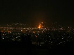 Israel ataca Teerã novamente enquanto Trump sinaliza disposição de conversar com os novos líderes do Irã GIFs