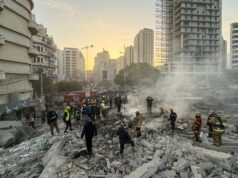 Israel bombardeia o centro de Beirute, matando 6, metralha o sul e leste do Líbano Israel bombardeia o centro de Beirute, matando 6, metralha o sul e leste do Líbano