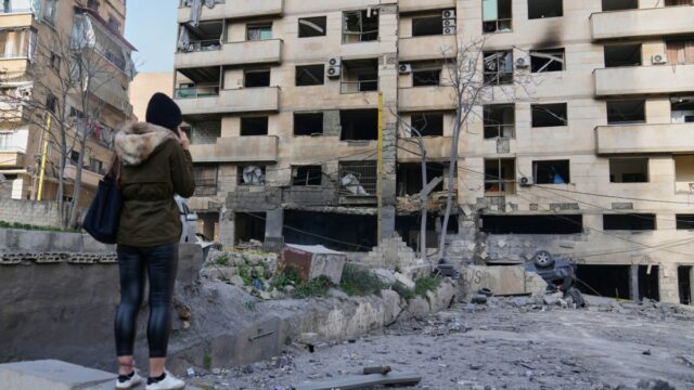 Israel destrói ponte no Líbano e ameaça devastação à escala de Gaza
