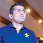 Isso é uma zombaria do críquete Pak: Akmal critica a derrota de B'desh