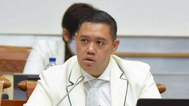 Jabatan Kabais Diserahkan, DPR Tegaskan TNI Ambil Langkah Penyelidikan Terbuka Jabatan Kabais Diserahkan, DPR Tegaskan TNI Ambil Langkah Penyelidikan Terbuka