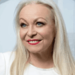 Jacki Weaver se junta ao elenco de reinicialização de 'The Rockford Files' na NBC