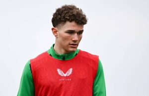 Jacob Devaney brilha na derrota do St Mirren para o Celtic, outro emprestado do Man Utd ganha reconhecimento Jacob Devaney, emprestado do Man Utd, fala sobre os desafios que enfrentou em St Mirren