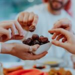 Jadwal Buka Puasa Hari Ini para Wilayah Jacarta e Sekitarnya, sábado 14 de março de 2026