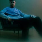 James Blake escapou do labirinto das grandes gravadoras. Agora, ele tem um álbum para mostrar