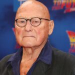 O cofundador da CAA, Michael Ovitz, e a atriz Julia Ormond (Getty Images)