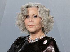 Jane Fonda ataca Barbra Streisand por causa de seu tributo a Robert Redford enquanto nasce uma nova rivalidade em Hollywood Jane Fonda mirou em Barbra Streisand no domingo