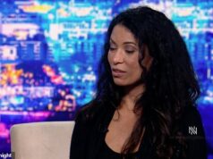 Jeffrey Epstein ‘forçou uma jovem a fazer sexo com Andrew na mansão de Nova York, deixando-a ‘traumatizada’ porque ele gostava de ‘ter coisas nas pessoas”, afirma ex-modelo Lisa Phillips disse que sua amiga ficou ‘traumatizada’ depois de ser obrigada a entrar em uma sala onde Andrew estava esperando, alegando que Epstein ‘gostava de ter coisas nas pessoas’