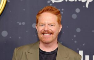 Jesse Tyler Ferguson bate recorde direto em seus pensamentos sobre um spinoff de ‘família moderna’ Jesse Tyler Ferguson bate recorde direto em seus pensamentos sobre um spinoff de 'família moderna'