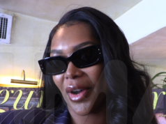 Jessica White diz que não há problema em mulheres serem bissexuais, mas não em homens 030426 jessica branco kal