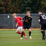 Jim Thwaites tem uma característica técnica genial que Michael Carrick apreciará, pronto para o primeiro time