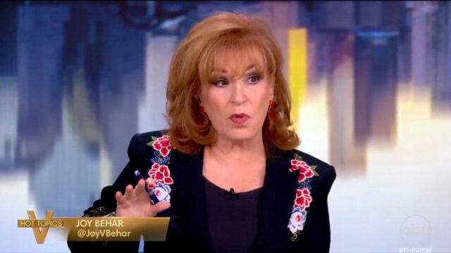 Joan Lunden critica a apresentadora de 'The View', Joy Behar, Joan Lunden critica a apresentadora de 'The View', Joy Behar, por perguntar os nomes dos filhos: 'Você trocou as fraldas de Jamie!'