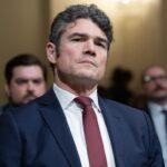 Joe Kent enfrenta investigação do FBI em meio à renúncia por causa da guerra no Irã: relatório