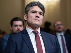 Joe Kent enfrenta investigação do FBI em meio à renúncia por causa da guerra no Irã: relatório Joe Kent enfrenta investigação do FBI em meio à renúncia por causa da guerra no Irã: relatório