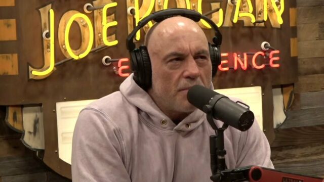 Joe Rogan fala sobre a guerra 'insana' de Trump no Irã: 'As pessoas se sentem traídas' | Vídeo
