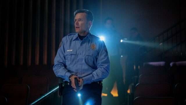 Joel McHale está silenciosamente se tornando um protagonista? Joel McHale está silenciosamente se tornando um protagonista?