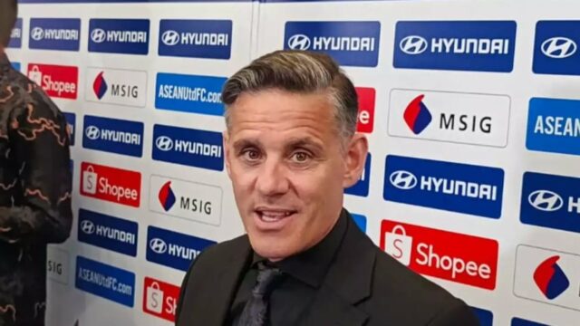 John Herdman Ungkap Alasan Bawa Staf 7 Negara Berbeda ke Timnas Indonésia
