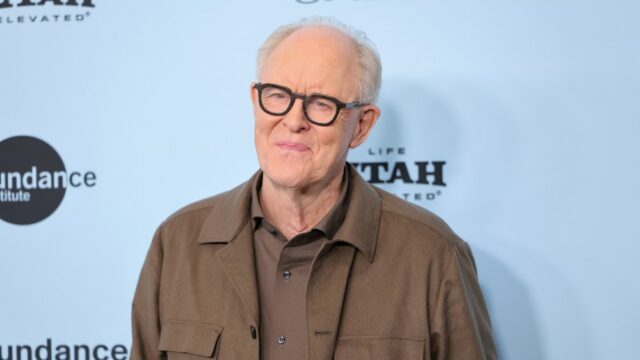 John Lithgow considerou abandonar a série 'Harry Potter' da HBO John Lithgow considerou abandonar a série 'Harry Potter' da HBO por causa da reação de JK Rowling: isso aparecerá em 'cada entrevista' pelo 'resto da minha vida'